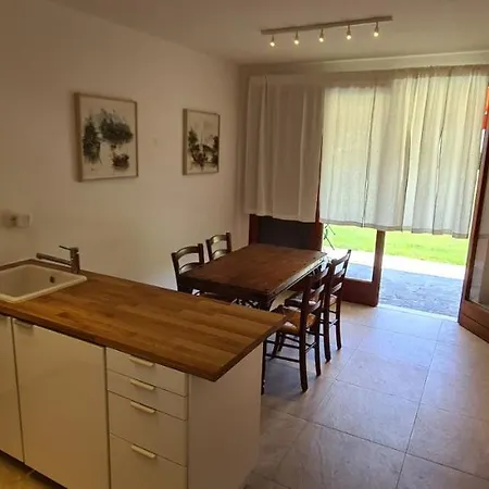 Apartment San Felice